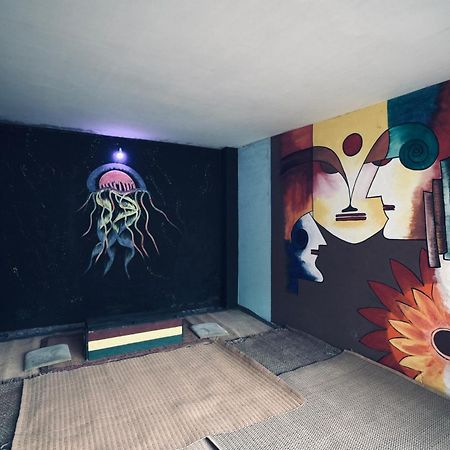 Daffodils Inn Alappuzha Zewnętrze zdjęcie