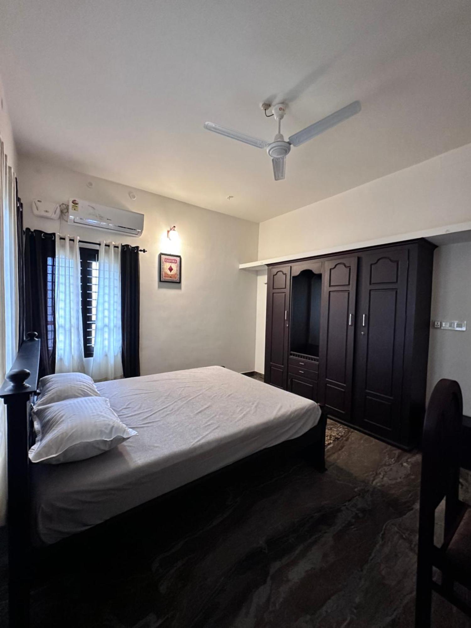 Daffodils Inn Alappuzha Zewnętrze zdjęcie